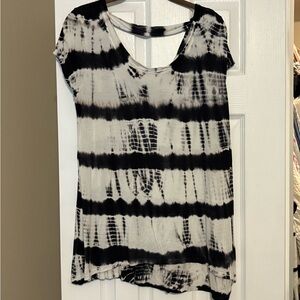 Cable & Gauge Black & White Tie Dye Women's Tee Size M